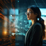 Profissional feminina de óculos olhando para um painel digital futurista com dados e códigos, simbolizando o reskilling na era da inteligência artificial.